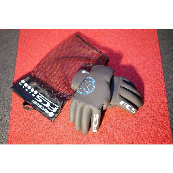 FCS：エフシーエス 冬用・サーフグローブ 5mm　L | 
