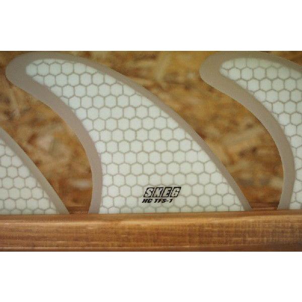 SKEG：スケッグ ハニカムコアフィン 【TFS-1】 AM2タイプ FCS・エフシーエス対応　CL | 