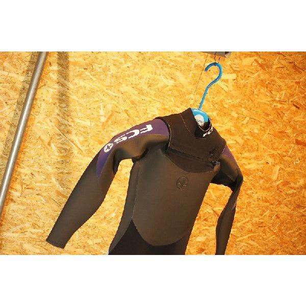 FCS：エフシーエス ノンジップ・フルスーツ 3×2mm BK×PU★メンズ |  | 01