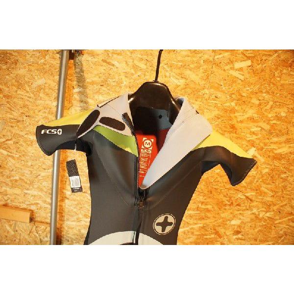 FCS：エフシーエス 【ショートスリーブ スチーマー】 シーガル BK/GN ★メンズ・ウェットスーツ |  | 02