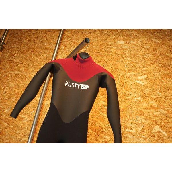 Rusty：ラスティ セミドライ 5×3mm フルバリアー付 WN●メンズML |  | 01