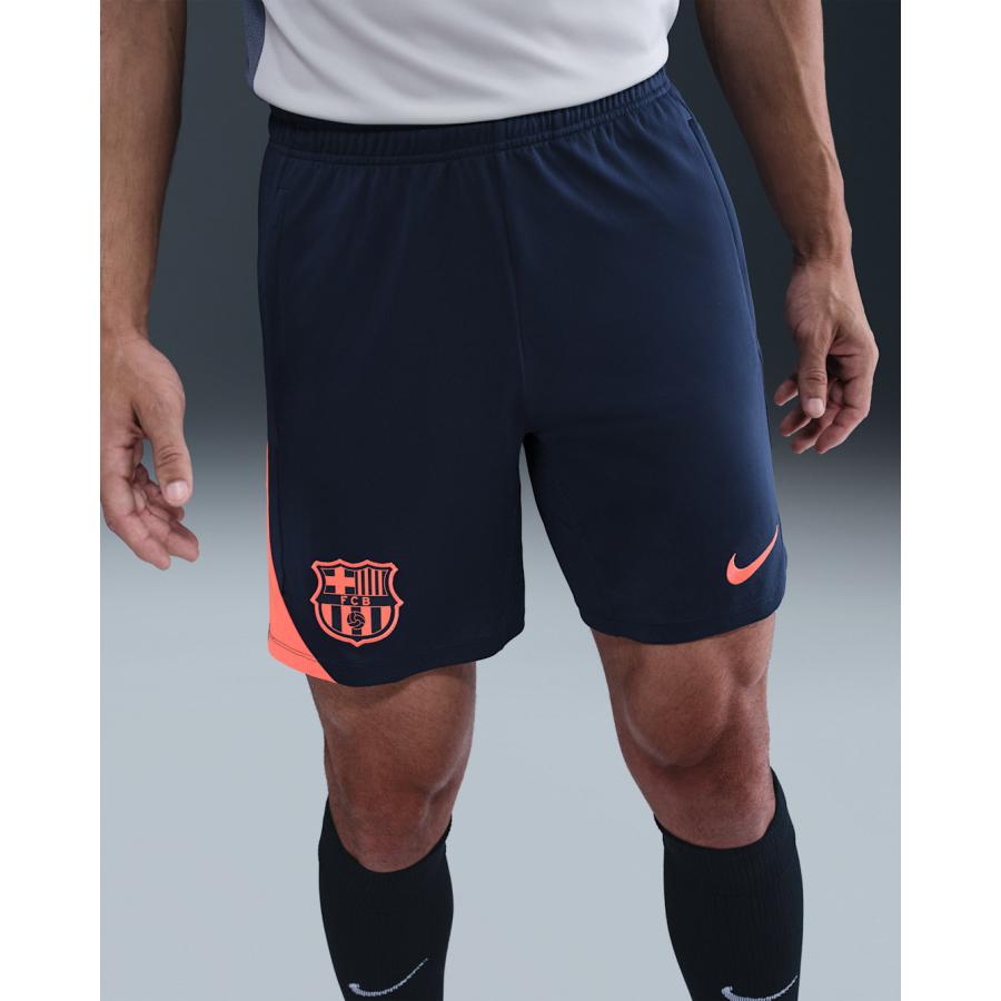 NIKE バルセロナ トレーニングショーツ ショートパンツ 新品 サッカー