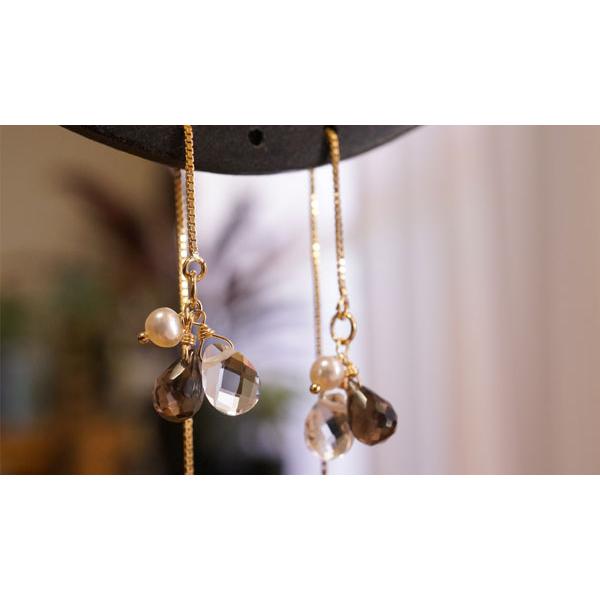 クオーツと淡水パールのアシンメトリー14kgf天然石ロングピアス