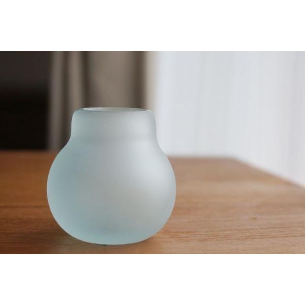 バリガラス ミニ フラワーベース B フロスト 一輪挿し ガラス おしゃれ 花瓶 小さい フラワーベース ミニ 丸型 シンプル 北欧 アジアン Es Me1807 04b アジアンインテリア Es Style 通販 Yahoo ショッピング