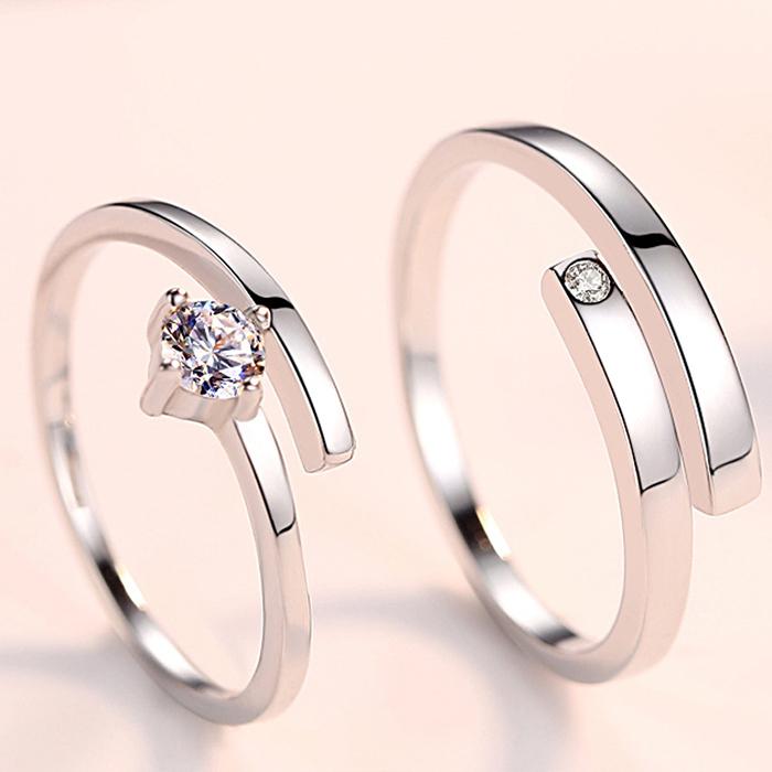 指輪 レディース 選べる7タイプ 婚約 一粒ダイヤ 並ぶ3粒 0.25カラット フリーサイズ シンプル 人気 彼女 妻 結婚記念日 誕生日 ホワイトデーお返し｜eslimes｜03