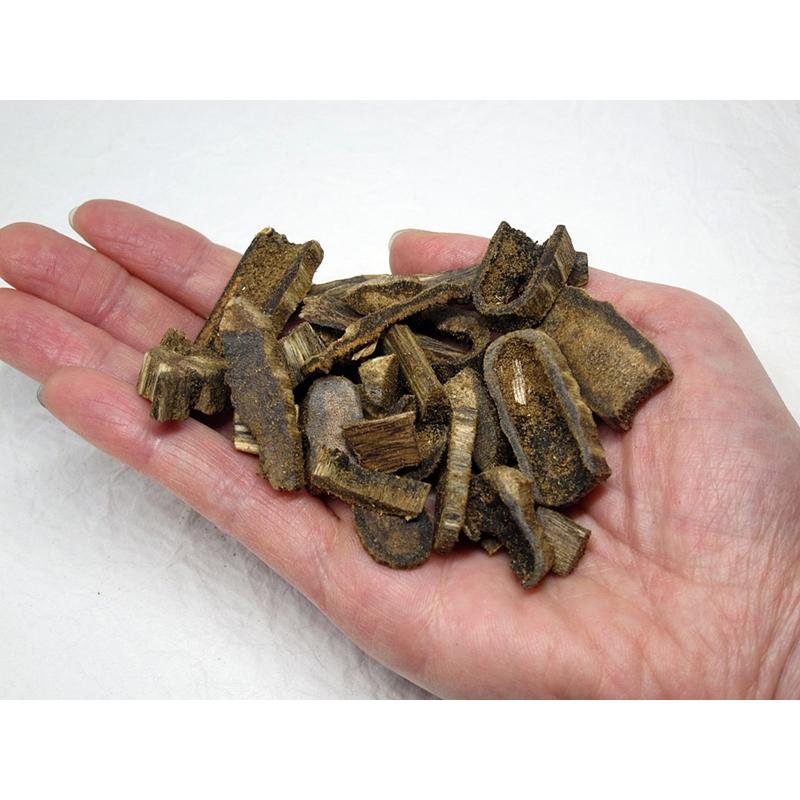 グラム990円【訳あり】栽培伽羅の端材 100g 量り売り 栽培 伽羅 グラム990円【訳あり】栽培伽羅の端材 100g 量り売り 栽培 伽羅