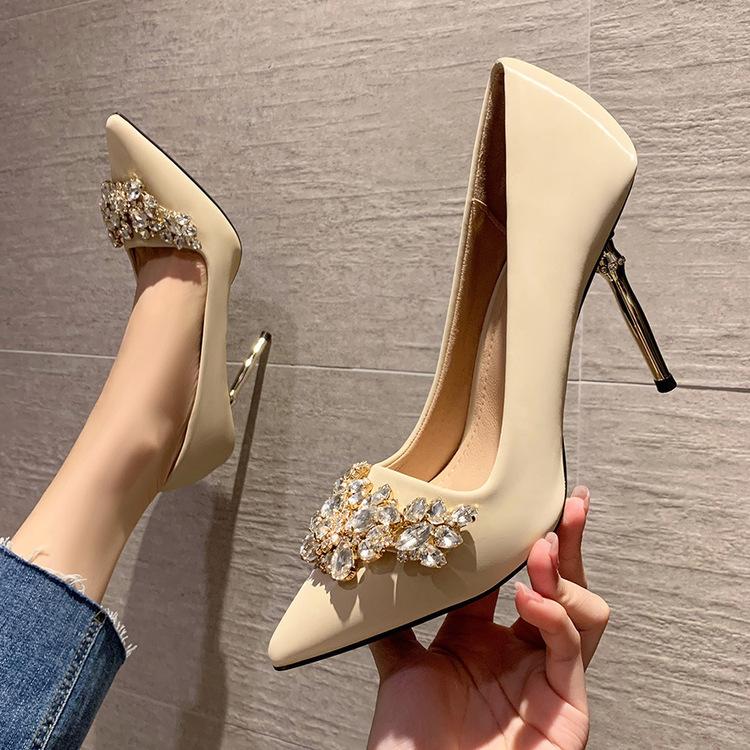 パンプス 安い 可愛い ハイヒール シューズ 靴 レディース 結婚式 披露宴 ラインストーン 式 ママ 母 入学式 卒業式 パーティー モチーフ Yasu リラークショップ 通販 Yahoo ショッピング