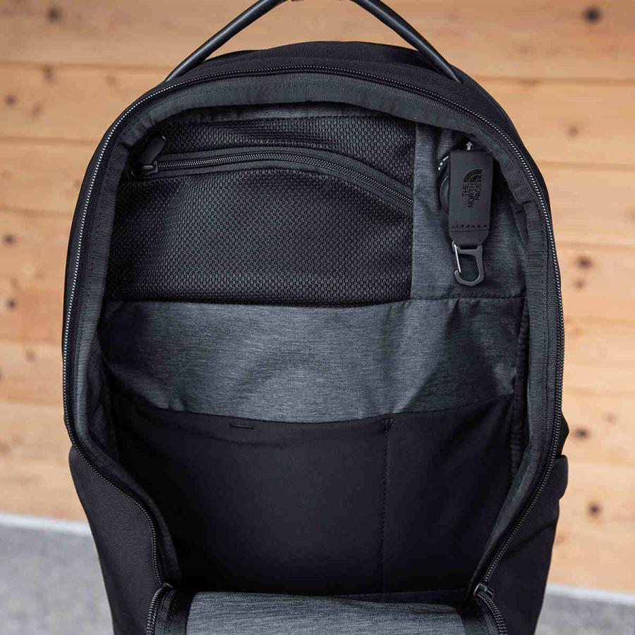 【美品】The North Face ブラック ローマーデイ ノースフェイス THE NORTH FACE ROAMER DAY BLACK（ザ・ノース・フェイス ローマー