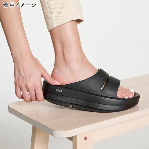 ウーフォス OOFOS ウーメガウーアー メンズ レディース サンダルで 