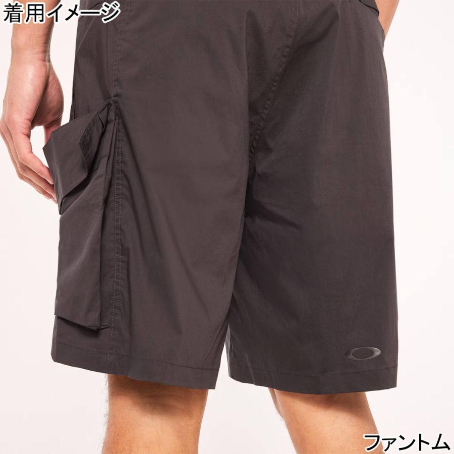 【希少】【OAKLEY】00sオークリー ナイロンカーゴハーフパンツ ブラック 希少】【OAKLEY】00sオークリー ナイロンカーゴハーフパンツ ブラック