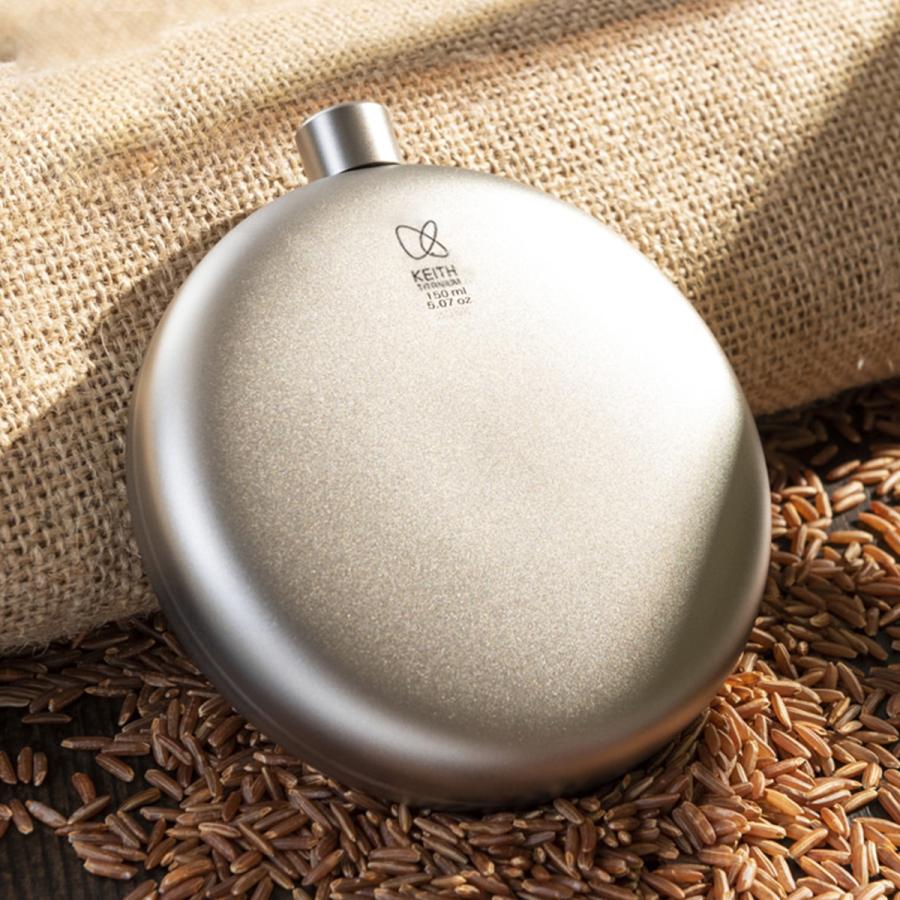 Keith Titanium キース Keith 純チタン丸形スキットル 150ml Ti9302