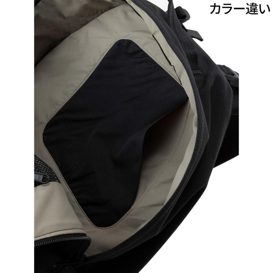 ザ・ノース・フェイス メトロスケープデイパック NM82410 PO ミッドナイトペトロール 通勤アイテム 新学期 2024秋冬モデル リュックサック デイパックの画像