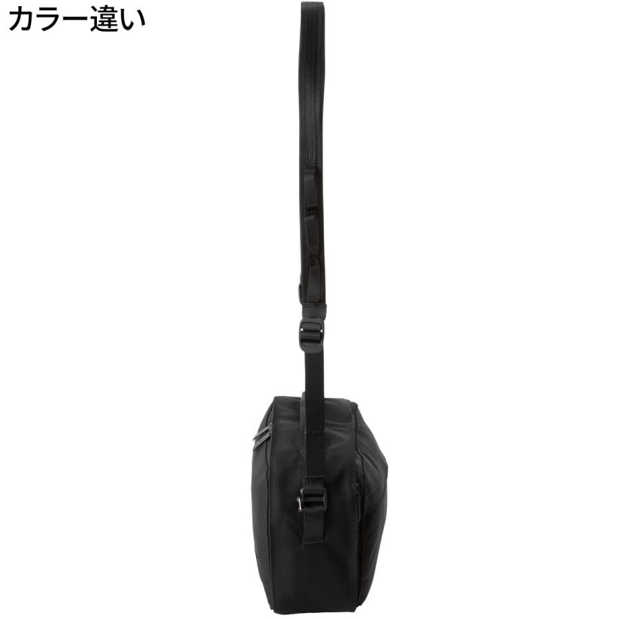 ノースフェイスメトロポーチ新品ブラック THE NORTH FACE（ザ ノースフェイス） メトロスケープショルダー