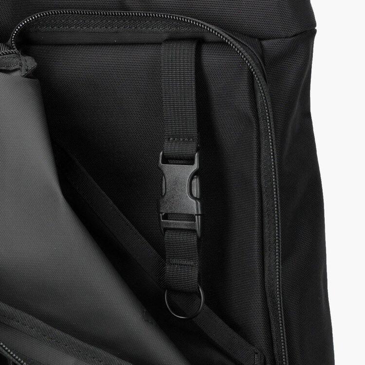 ブリーフィング BRIEFING SW フライヤーズ ヘルメットバッグ BRA243P04 010 ブラック 通勤アイテム 新学期 通勤かばん ショルダーバッグ バックパックの画像