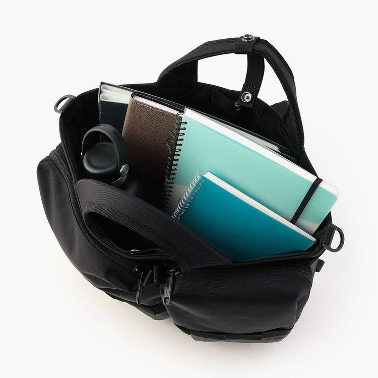 ブリーフィング BRIEFING SW フライヤーズ ヘルメットバッグ BRA243P04 010 ブラック 通勤アイテム 新学期 通勤かばん ショルダーバッグ バックパックの画像