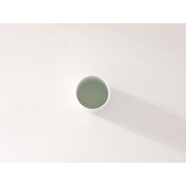 【2016/】 SF/001 カップ（ホワイト) 有田焼 食器 ニーゼロイチロク 藤代成貴 28500 |  | 03