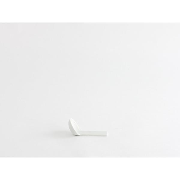 【2016/】 SF/013 スプーン（ホワイト) 有田焼 食器 ニーゼロイチロク 藤代成貴 28512 |  | 01