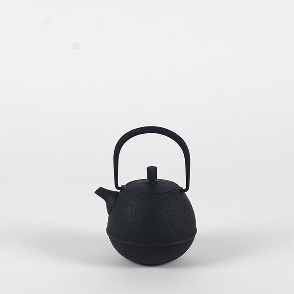 【空間鋳造】Egg 小 （Pure Black）南部鉄急須 急須　23862