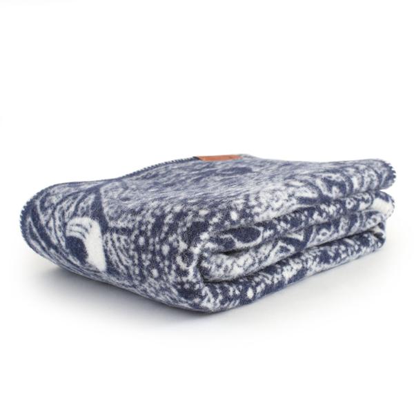 【正規取扱店】KLIPPAN クリッパン ウールシングルブランケット rabbits play, birds rest - forest - (SIZE:1300mm×1800mm/ネイビー)  KP892548　30425 | KLIPPAN