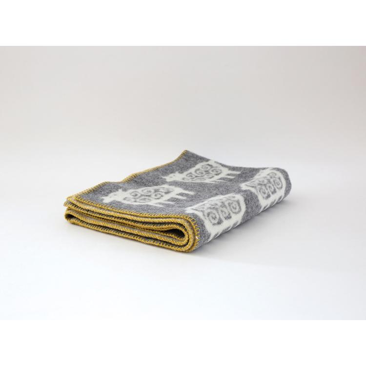 【正規取扱店】KLIPPAN ウールハーフブランケット ベングトのヒツジ  KP893124(90×130cm/グレー/イエローステッチ)【ベングト・リンドベリ】 i-33145 | KLIPPAN | 01