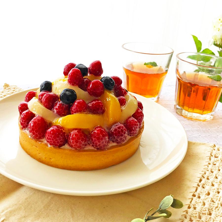 フルーツのバースデーケーキ 6 5号 直径cm 誕生日ケーキ プレゼント スイーツ ケーキ チーズケーキ フルーツタルト お取り寄せ 人気 ハロウィン Fruit Tart0 誕生日ケーキのお店 エスキィス 通販 Yahoo ショッピング