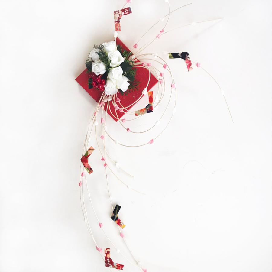 お正月リースオブジェ もち花と薔薇アレンジ nyb-15 : エッセンス