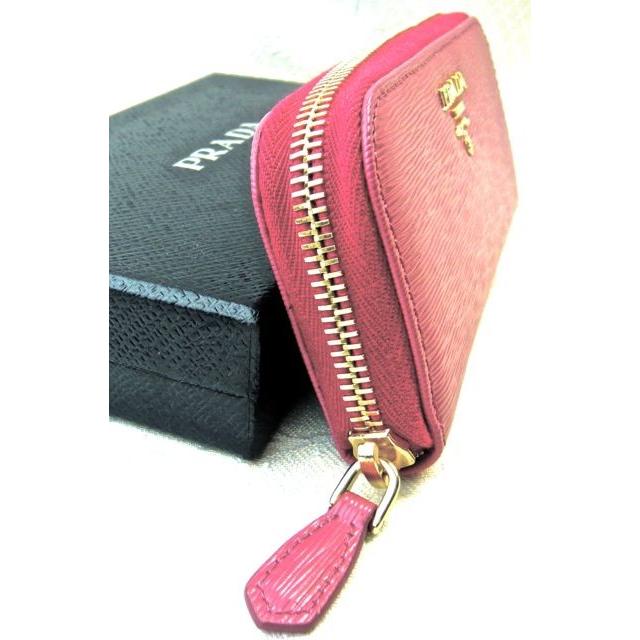 PRADA プラダ キーホルダー 日本未発売 1PG604 VITELLO MOVE