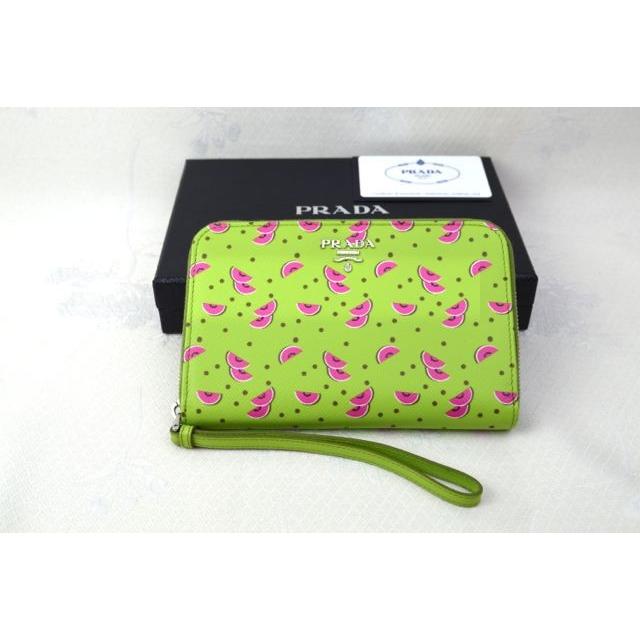 プラダ 長財布 日本未発売 PRADA 1ZH030 ラウンドファスナー