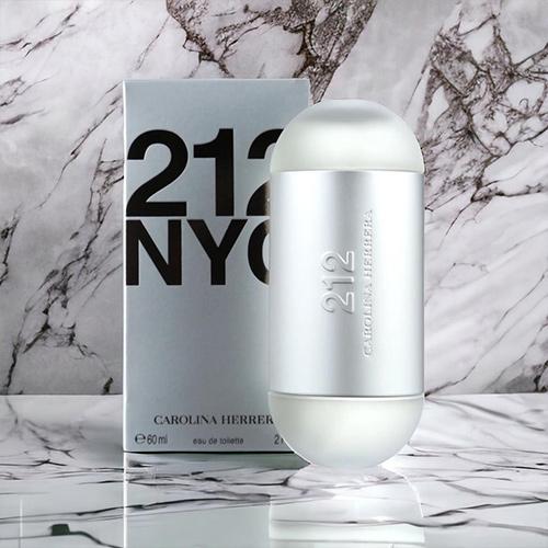 キャロライナヘレラ CAROLINA HERRERA 212 ウーマン EDT 60ml キャロライナヘレラ CAROLINA HERRERA 212 ウーマン EDT 60ml