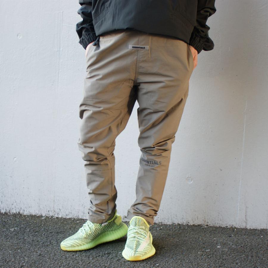 Fear of God ESSENTIALS トラックパンツ XXS TAUP系 Fear of God ESSENTIALS トラックパンツ XXS TAUP系 FOG