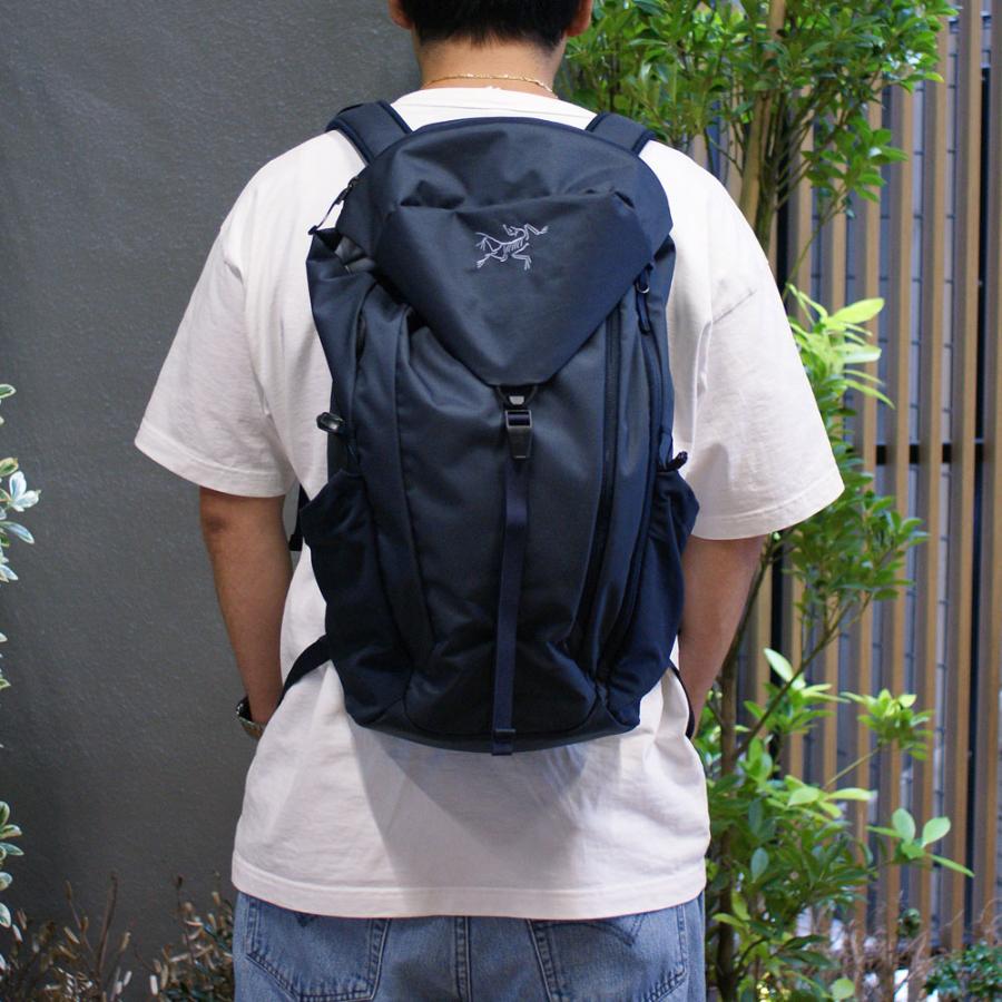 ARC&#39;TERYX - アークテリクス マンティス リュックサック デイパック バッグ 黒 青 ARC'TERYX 新品 アークテリクス Mantis 16 Backpack マンティス