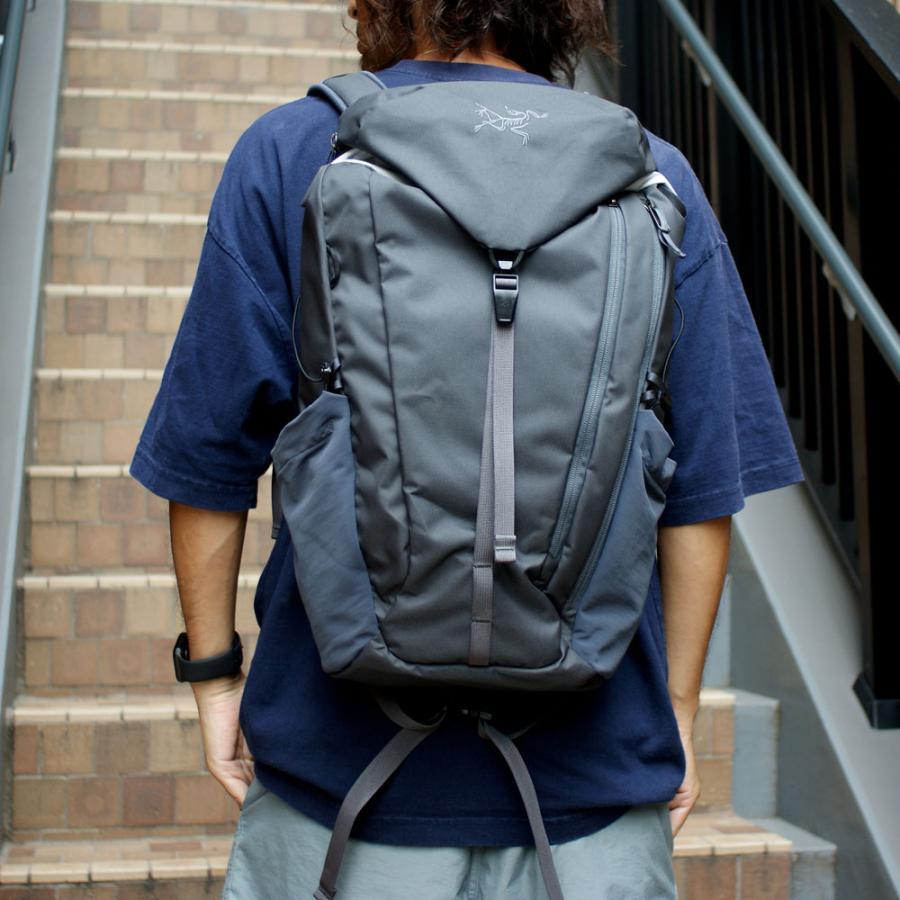 ARC&#39;TERYX - アークテリクス マンティス リュックサック デイパック バッグ 黒 青 ARC'TERYX デイバック リュック ARC'TERYX / MANTIS 26 BACKPACK