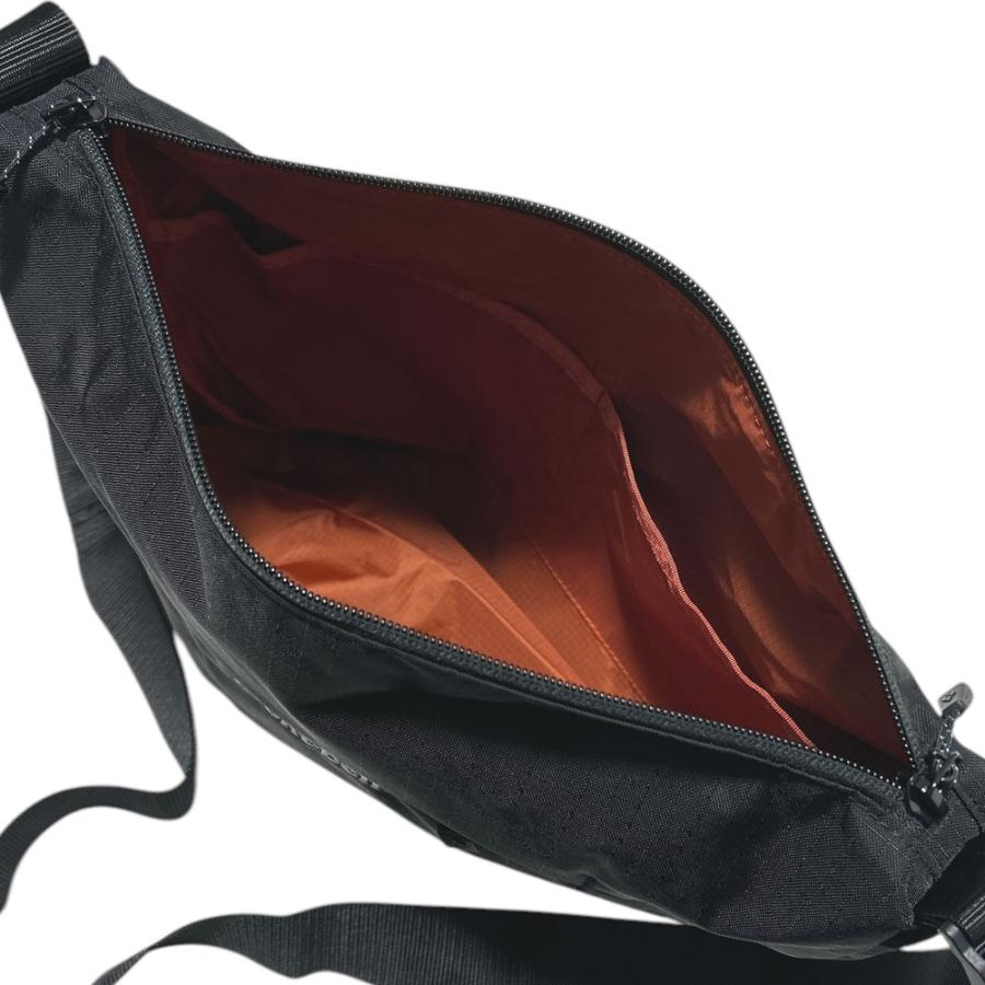 mont-bell 新品 モンベル ベルニナショルダー バッグ S 1123895
