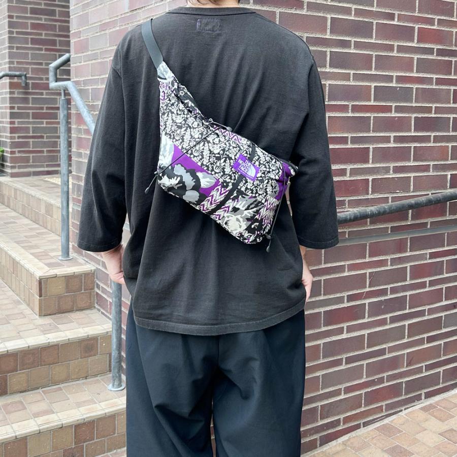 THE NORTH FACE PURPLE LABEL花柄ボディバッグ　送料無料 ノースフェイスパープルレーベル 花柄ボディバッグ BIGサイズ