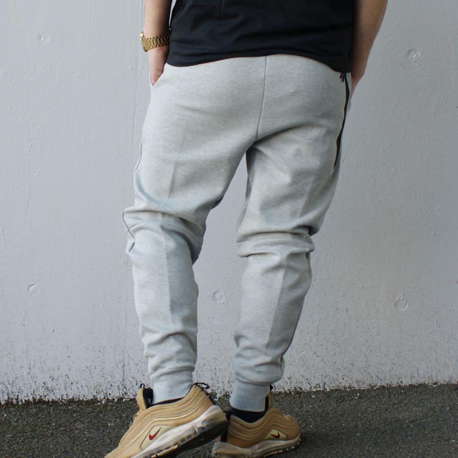 NIKE 【期間限定特別価格】 新品 ナイキ TECH FLEECE JOGGER NIKE 【期間限定特別価格】 新品 ナイキ TECH FLEECE JOGGER