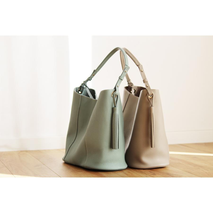 トートバッグ レディース a4 軽量 本革 通勤バッグ 仕事カバン