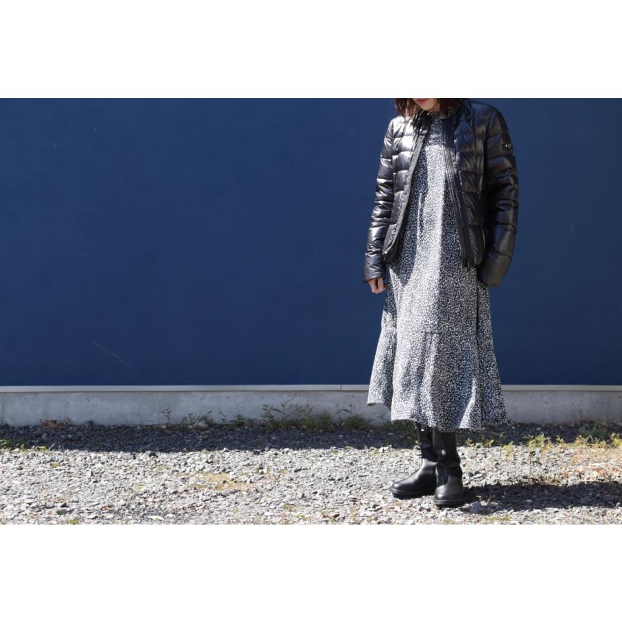 【未使用級】タトラス AREN アレン ダウンジャケット ネイビー 04 XL 未使用級】タトラス AREN アレン ダウンジャケット ネイビー 04 XL