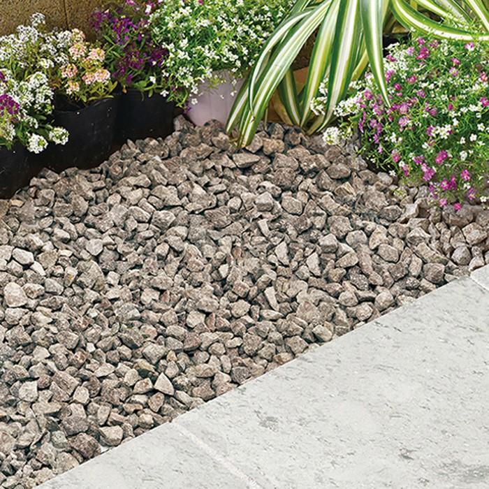 砂利 庭 駐車場 イタリア 安山岩 コレット マローンkg 袋 花壇砂利 直径16 22mm内外 Diy 玄関 アプローチ K0505 Otk エストアガーデン 通販 Yahoo ショッピング