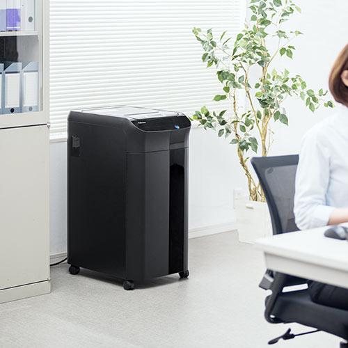 電動シュレッダー 業務用 クロスカット A4 オートフィード細断300枚 手差し細断12枚 CD 連続使用45分 アウトレットの画像