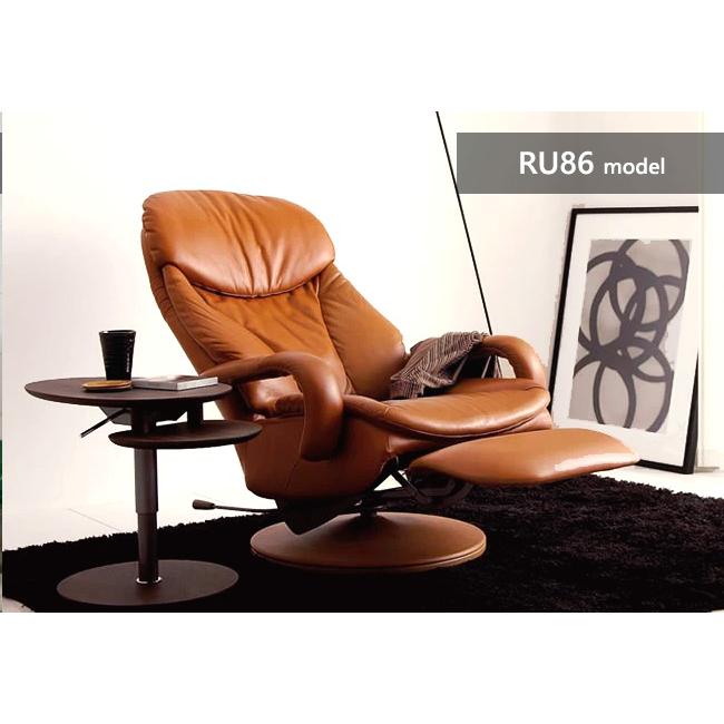 【ヤ取終了5/10】≪yt1837ジ≫ カリモク家具 パーソナルチェア RU5600M325 白系 テーブル付き オットマン付属 1人掛けソファ/リクライナー/中古家具/宮城県仙台市 70210-10 ヤ取終了5/10】≪yt1837ジ≫ カリモク家具 パーソナルチェア