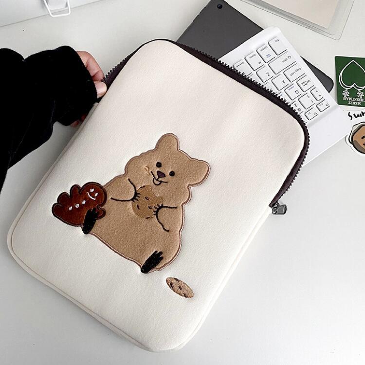 クオッカ タブレットケース 汎用 11 10.1 10インチ かわいい おしゃれ
