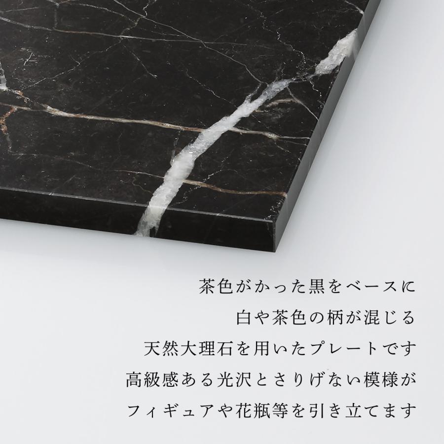 バカラ（Baccarat） いななく馬 20.1cm・大理石 台座 Lサイズ