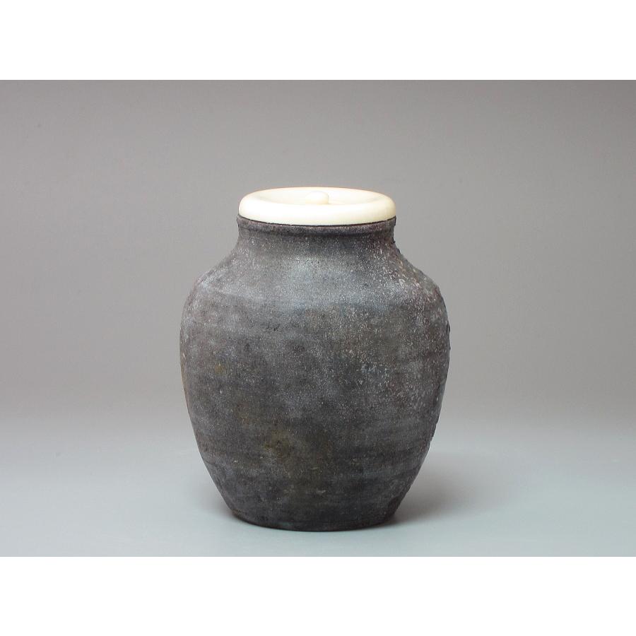 備前窯変肩衝茶入 安達重造 鳳凰に鹿唐草段紋錦仕覆添 共箱 : 茶道具商