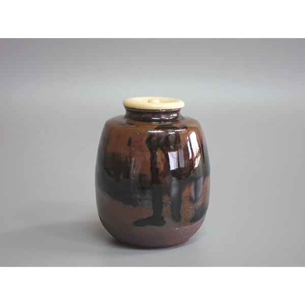☆茶3 加藤綿雄　瀬戸肩付茶入　共箱　幅4.6cm 東水7-0319① ☆茶3 加藤綿雄 瀬戸肩付茶入 共箱 幅4.6cm 東