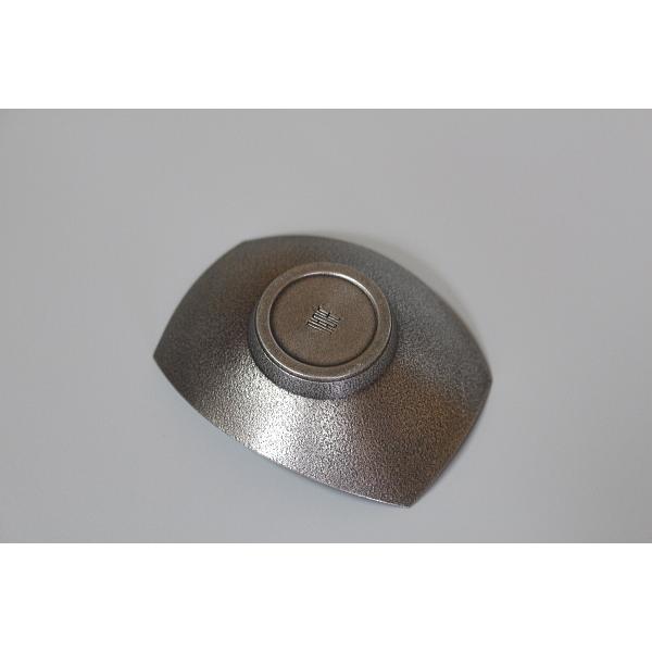 煎茶道具　二代　松下喜山造　錫製　横剣木瓜茶托　五客　共箱　V　7894 煎茶道具 二代 松下喜山造 錫製 横剣木瓜茶托 五客