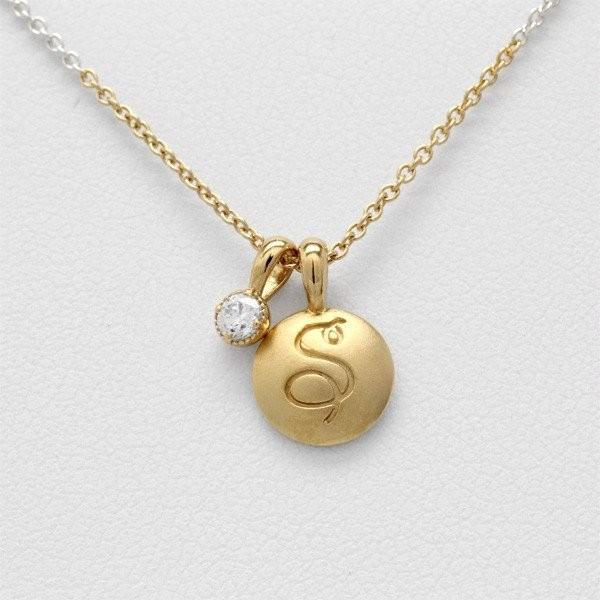 ネックレス レディ-ス イニシャル 一粒 ダイヤ k18ゴールド ネックレス 誕生日 プレゼント 誕生日 プレゼント ギフト 父の日の画像