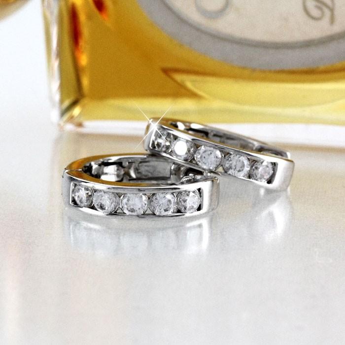 ダイヤモンド ピアス フープ 中折れ エタニティ レール留め プラチナ