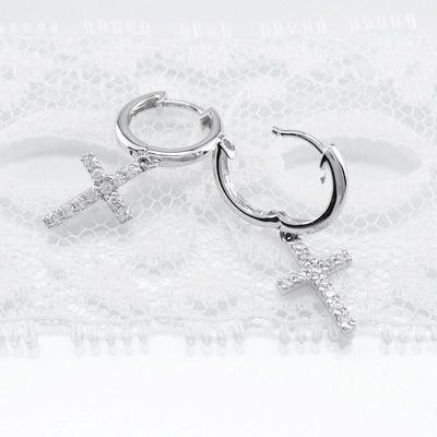 ダイヤモンド ピアス フープ プラチナ 900 クロス 十字架 中折れ 揺れる 誕生日 プレゼント 母の日 |  | 01