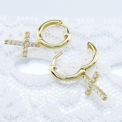 ダイヤモンド ピアス フープ ゴールド 18k クロス 十字架 中折れ 揺れる k18 YG 誕生日 プレゼント 母の日 |  | 01