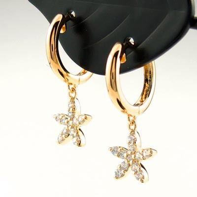 ダイヤモンド ピアス フープ ゴールド 18k フラワー 中折れ 揺れる k18 PG 誕生日 プレゼント 父の日の画像